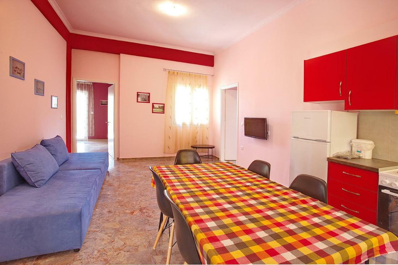 Darmani Spyros Apartment *